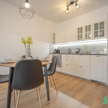 Apartamenty Sloneczna Polana, Myweek Kudowa Zdroj Exterior photo
